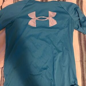Under Armour HeatGear Turquoise Shirt